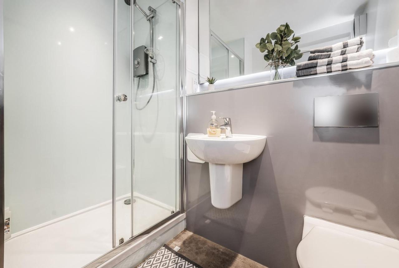 Spacious & Cosy Studio Flat In The Heart Of Edinburgh City Centre מראה חיצוני תמונה