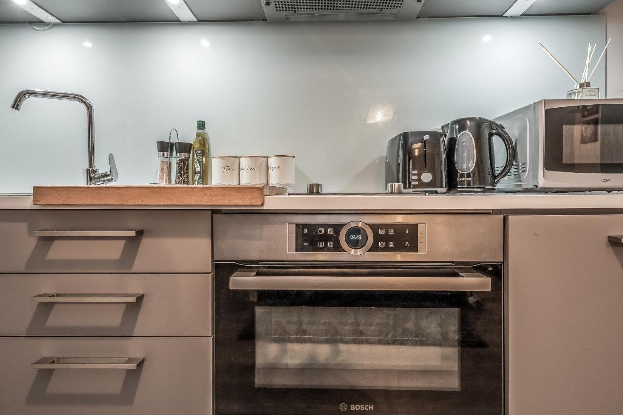 Spacious & Cosy Studio Flat In The Heart Of Edinburgh City Centre מראה חיצוני תמונה